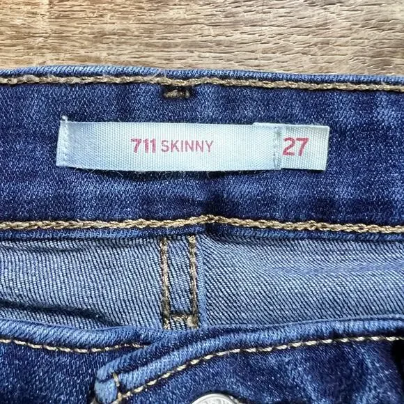 Levi's 711 Skinny Jeans Distressed Dark Wash - Picture 6 of 6
